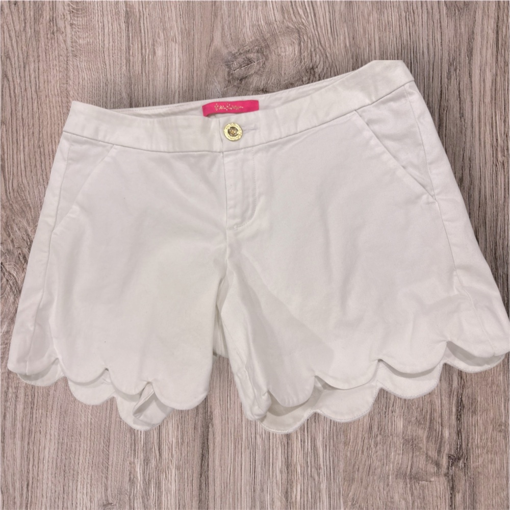 Lilly Pulitzer White Scalloped High Waist Shorts women’s 2